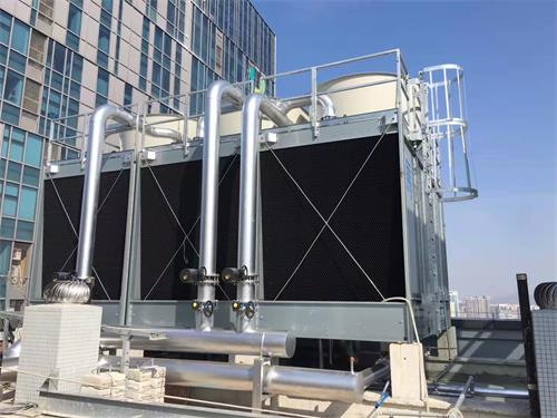 <a href=http://nbbxzp.cn/tags1_0.html target=_blank class=infotextkey>閉式冷卻塔</a>比<a href=http://nbbxzp.cn/tags8_0.html target=_blank class=infotextkey>開(kāi)式冷卻塔</a>更環(huán)保